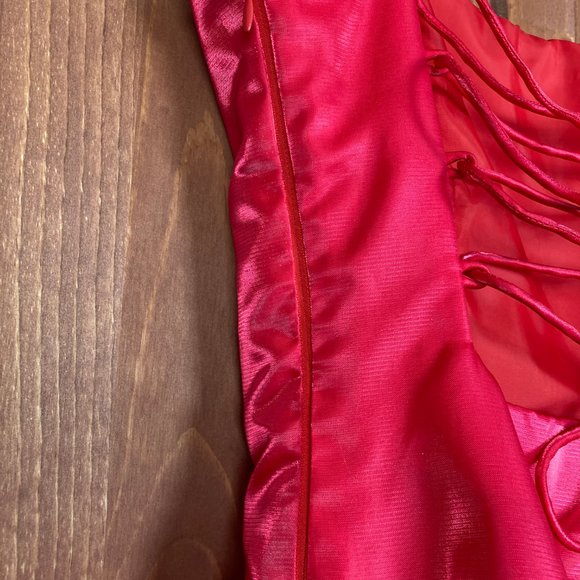 Morgan and Company - Strapless Red Ladies Prom Dress size 5/6 - Picture 6 of 7